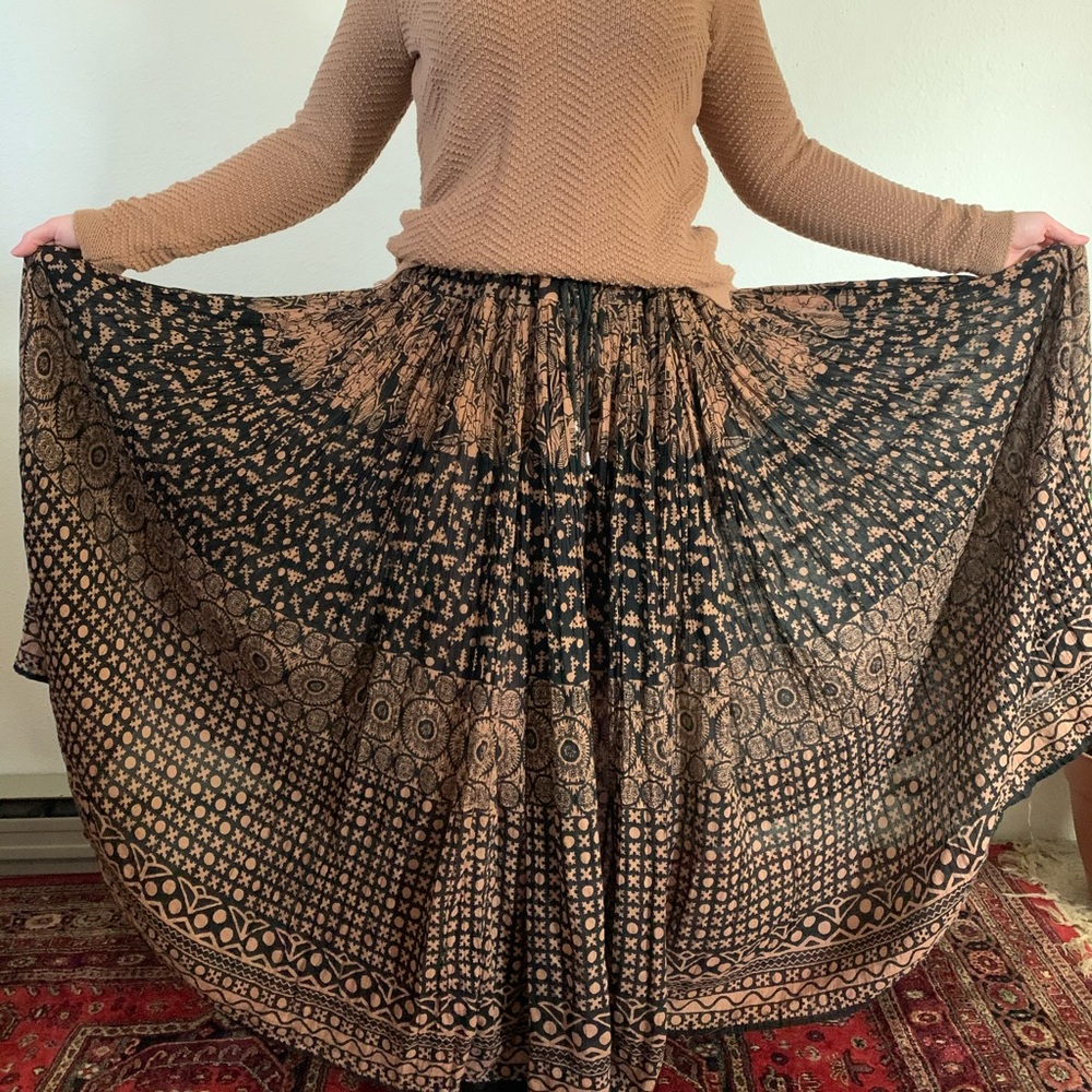 Bohemian Flowy Maxi Skirt / Boho Patterned Skirt
